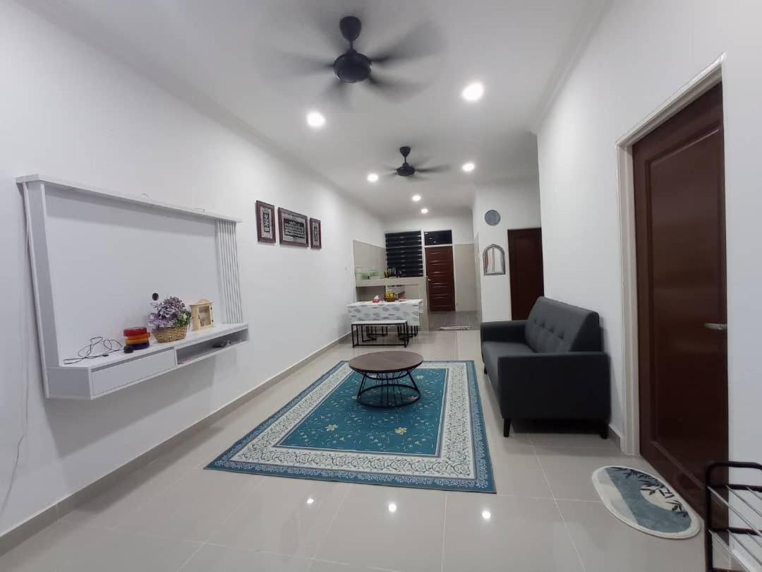 Bb D'Velodrom Homestay Dungun Exterior photo